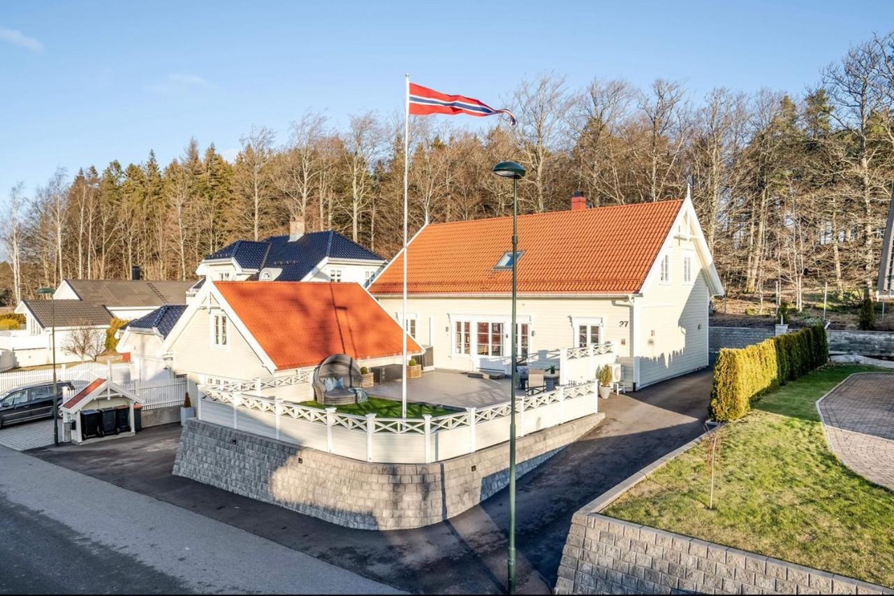Modern, Small Appartment Larvik Bagian luar foto